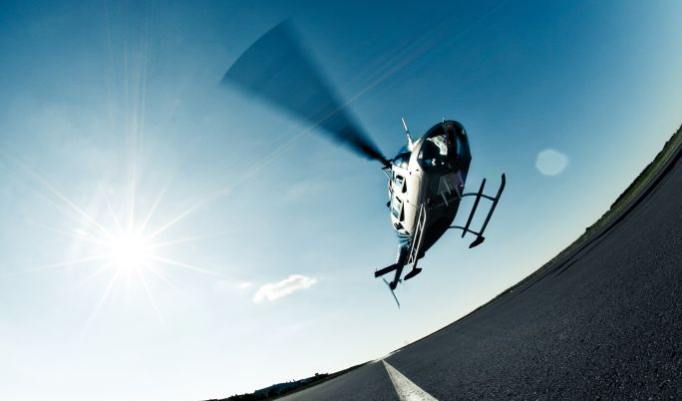 Hubschrauber fliegen in Burbach