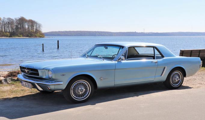 Ford Mustang 67 seitlich